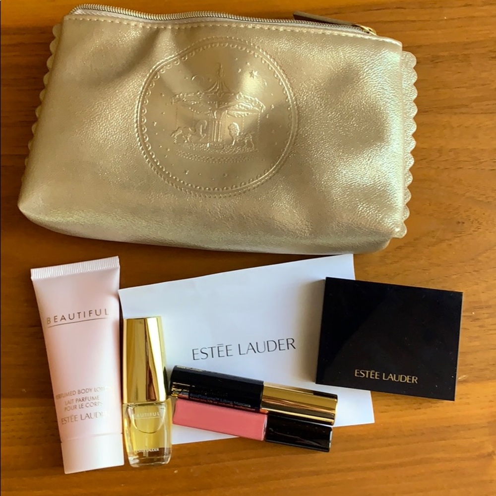 Estée Lauder gift sets